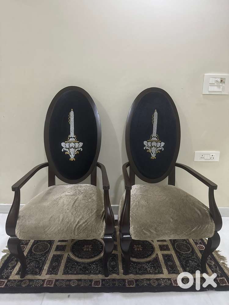 Royal Chair