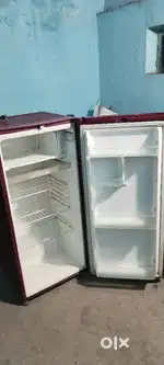 Fridge, Food counter