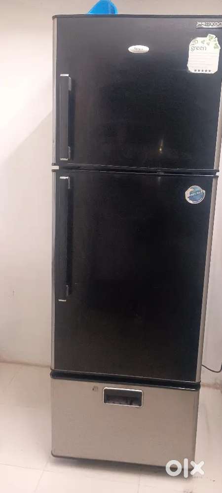 Triple door fridge