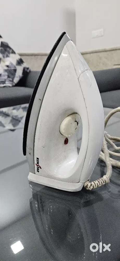Kenstar dry iron