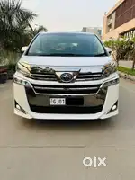 Toyota VELLFIRE VIP – Executive Lounge, 2023, Petrol