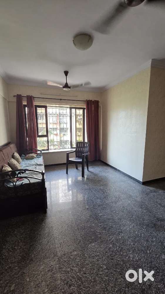2bhk semi furnished flat on rent in malad west