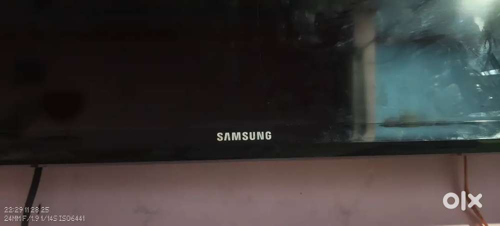 SAMSUNG TV