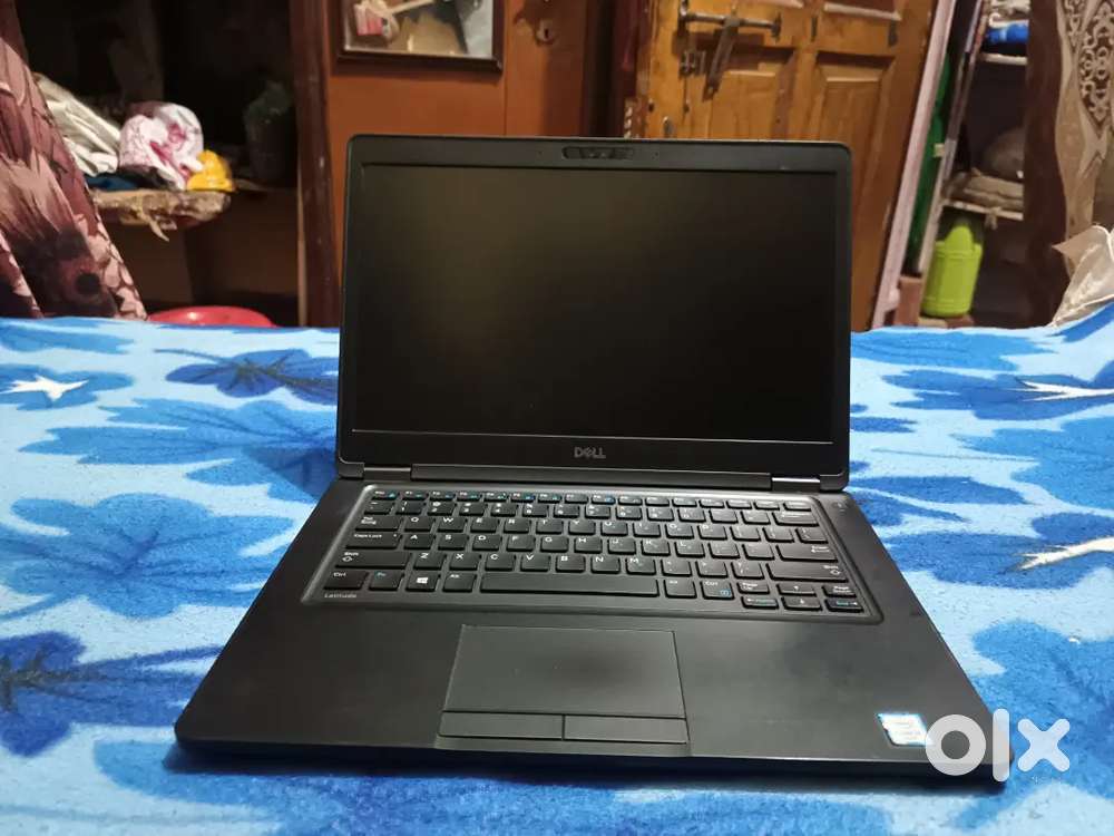 Dell laptop 8gb ) ssd128