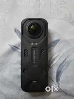 Insta 360 x4