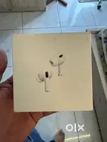 Airpods + Bose headphones