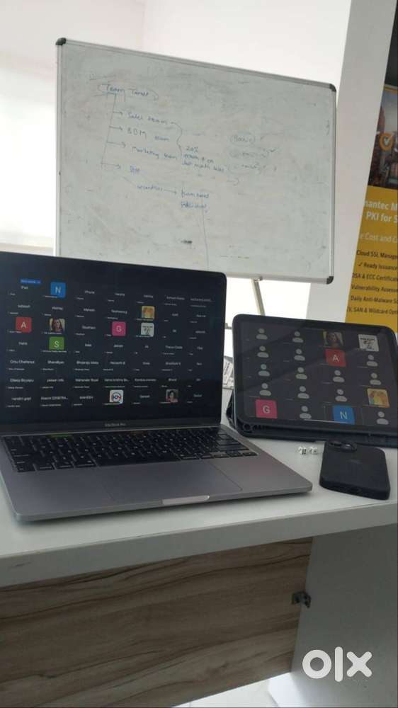 Anchors/editor/standup comedians