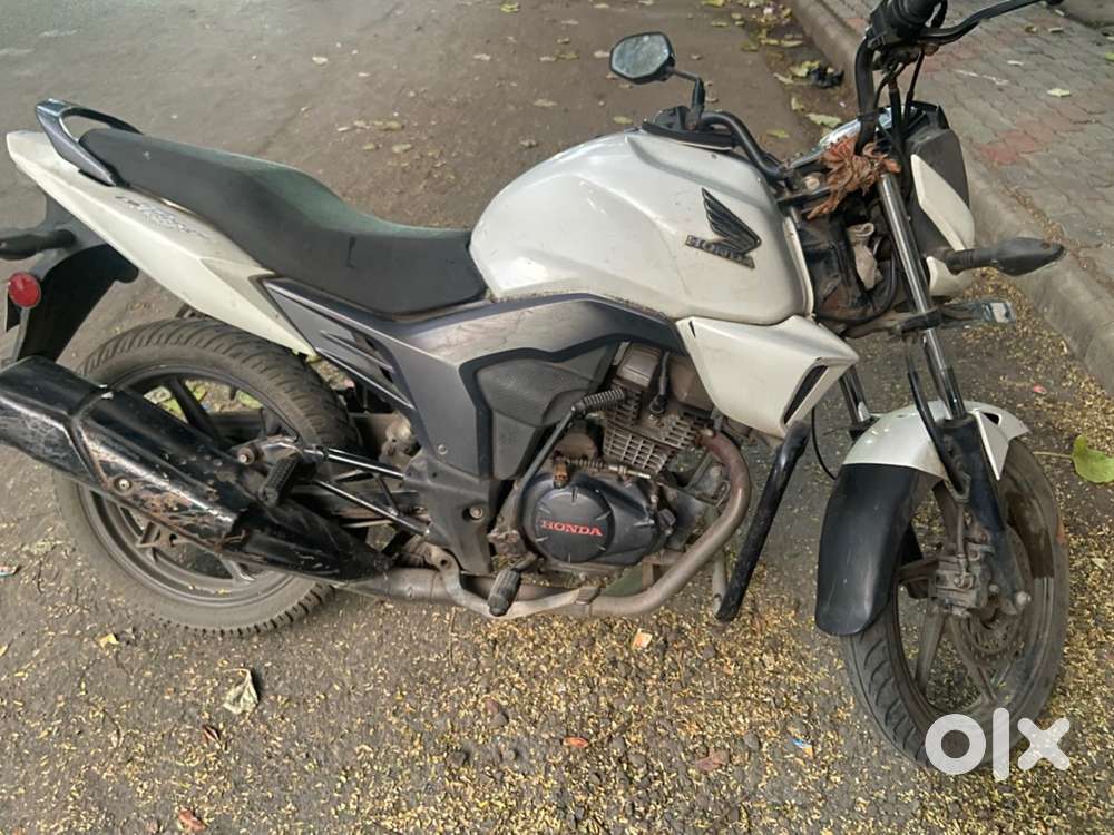 Honda cb trigger bike