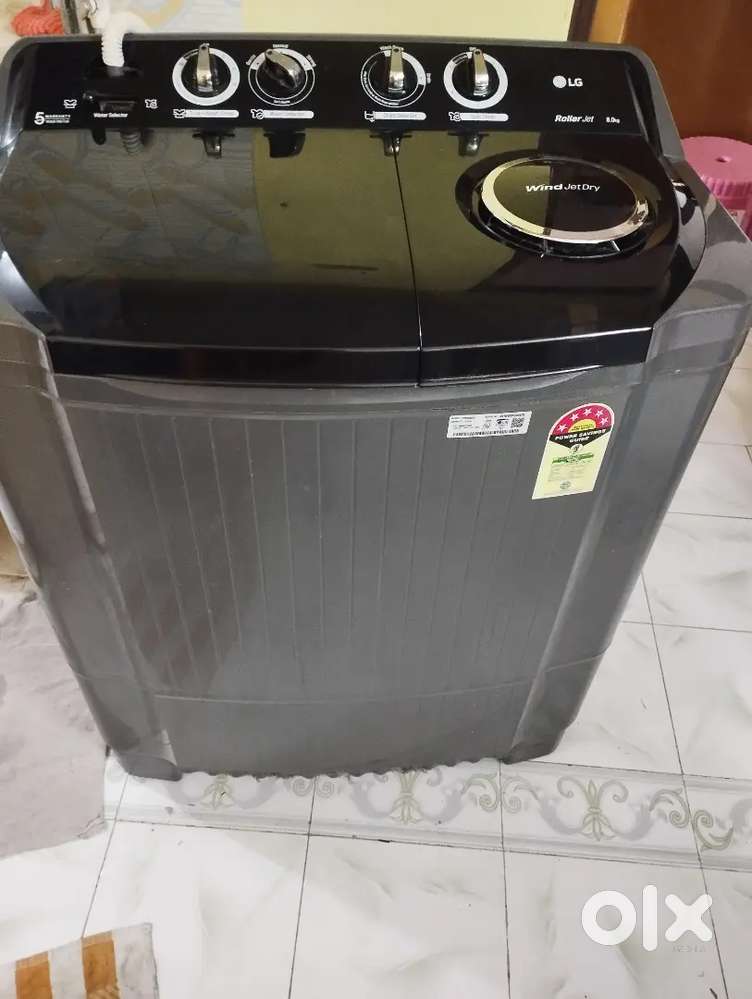 LG Semi auto washing machine