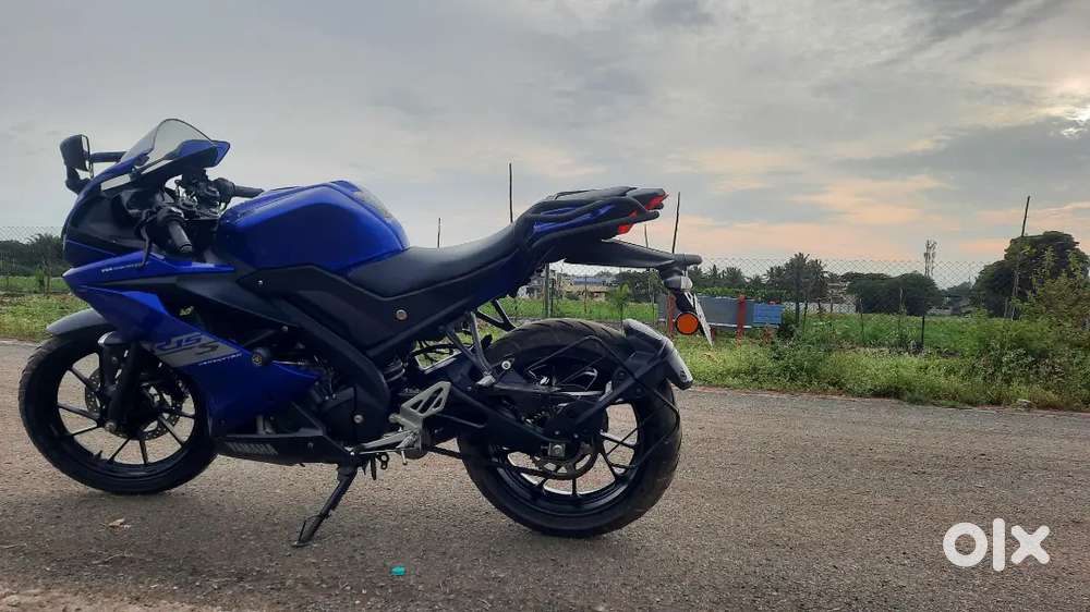 Yamaha R15s