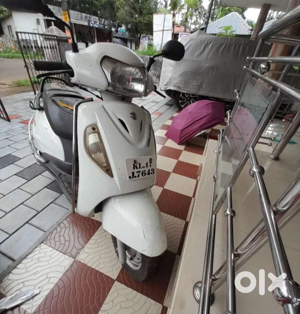 Suzuki access 125 white for sale