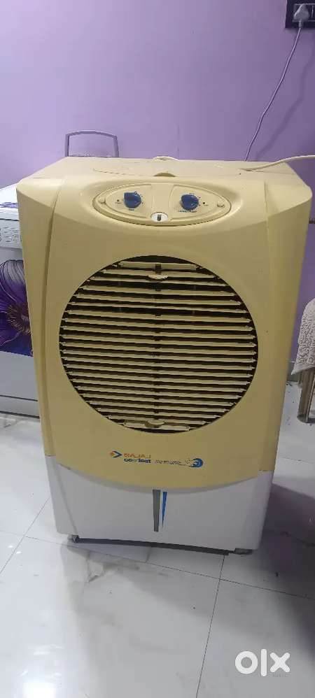 Bajaj air cooler 70 litres in working condition for immediate sale