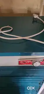 Iron cooler with stand