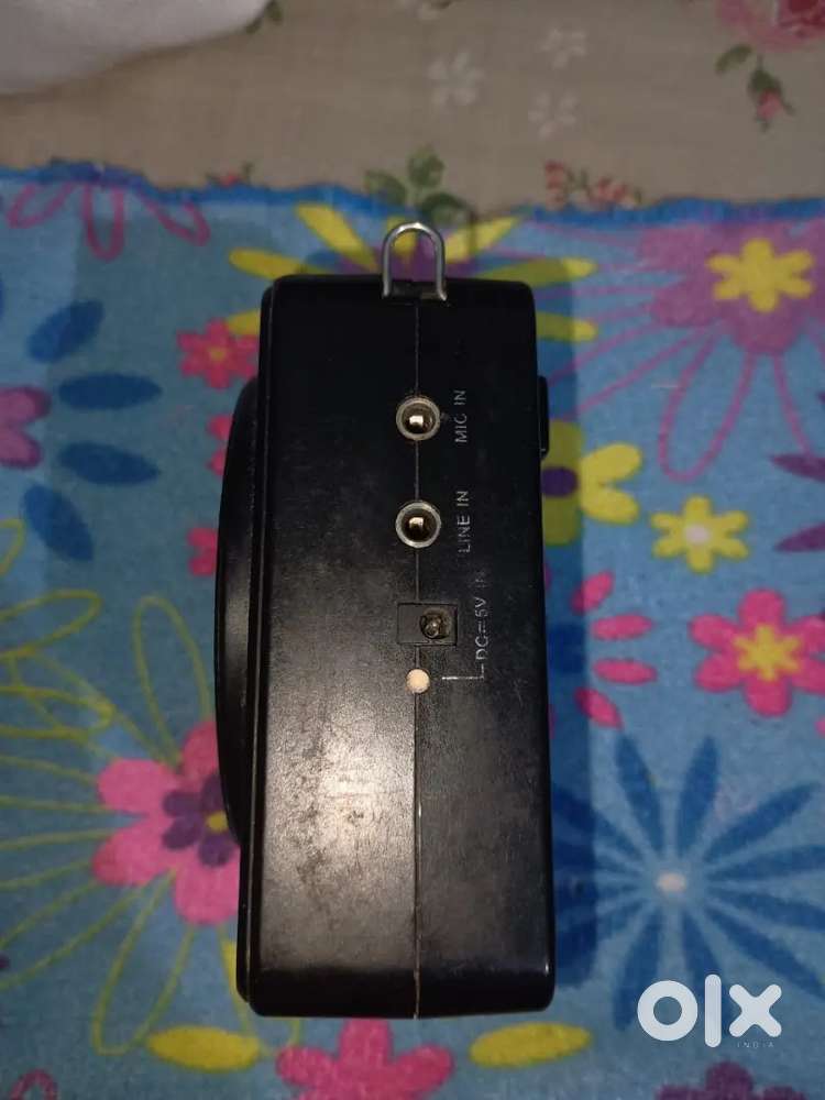 Classroom teaching speaker with mic