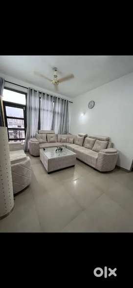 Independent flat for girls