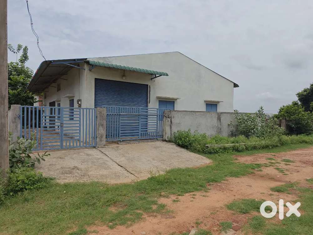 2000 Square ft Godown for rent