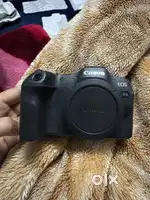 Canon Eos R8
