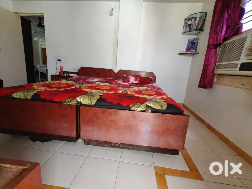 Double Bed , Mattress with 2 Side Tables