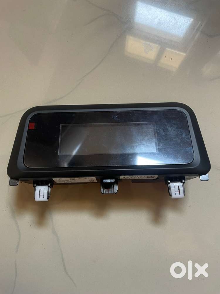 Tata Punch Music Screen 3.5 inch