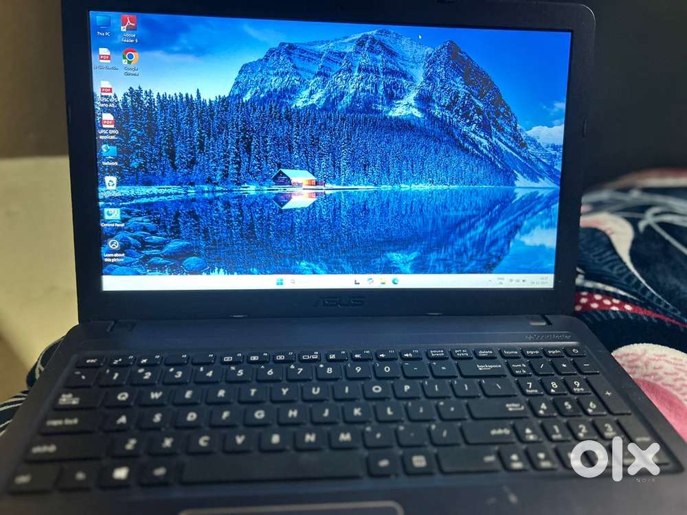 ASUS Vivobook 15
