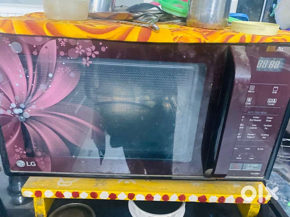 Brand LG oven for baking and grilling