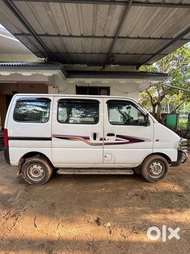 Maruti Suzuki Eeco 2011 Petrol Well Maintained