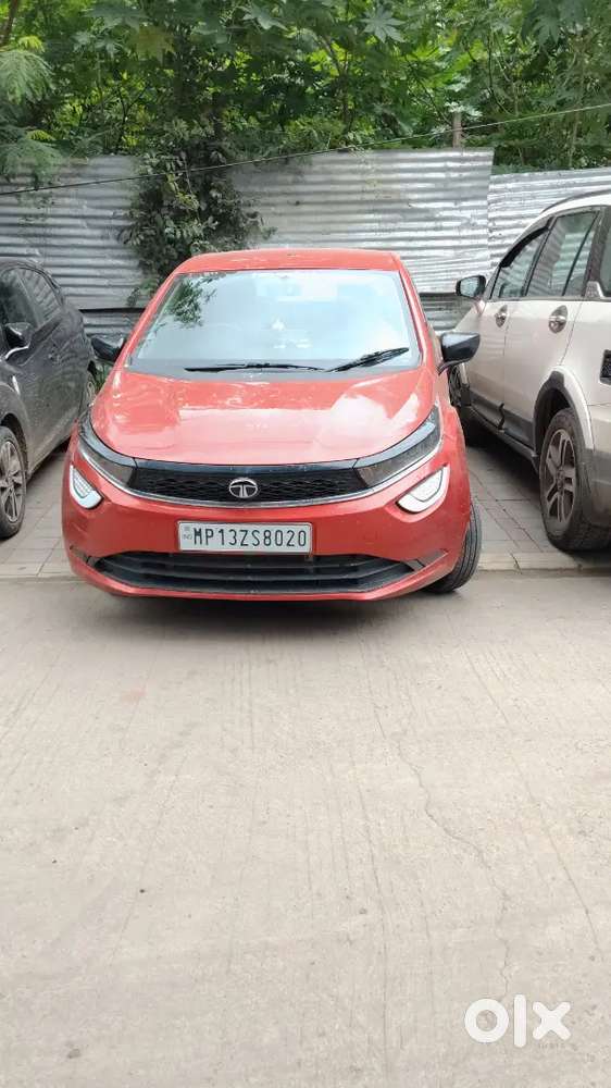 Tata Altroz 2024 CNG & Hybrids 12000 Km Driven