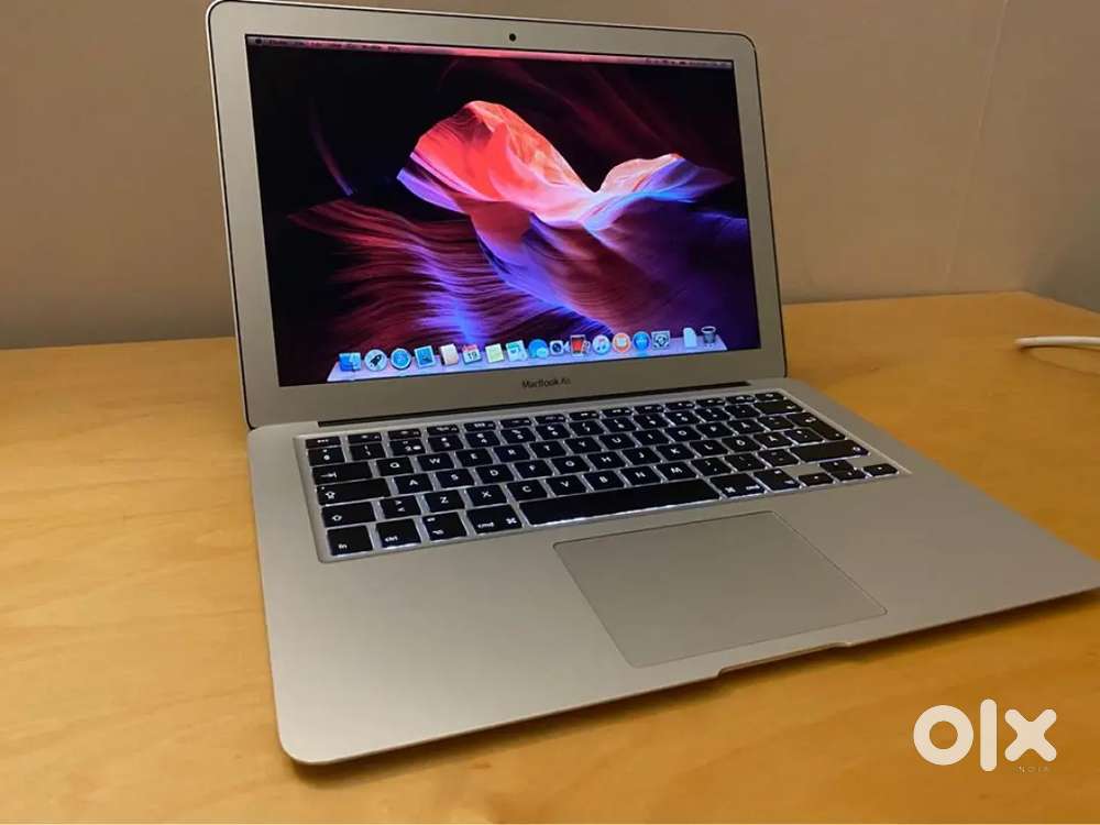 MacBook Air i5