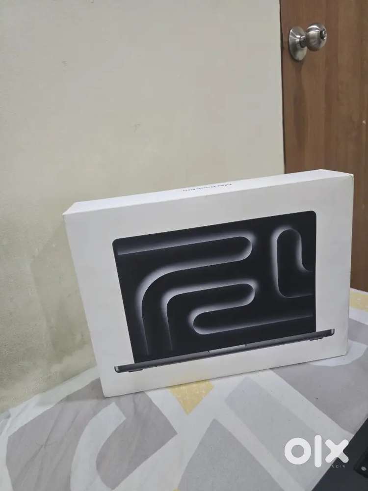 Macbook pro m3 pro 2024