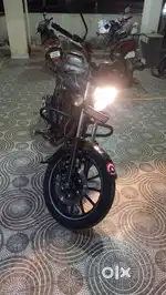 Bajaj Avenger 180cc