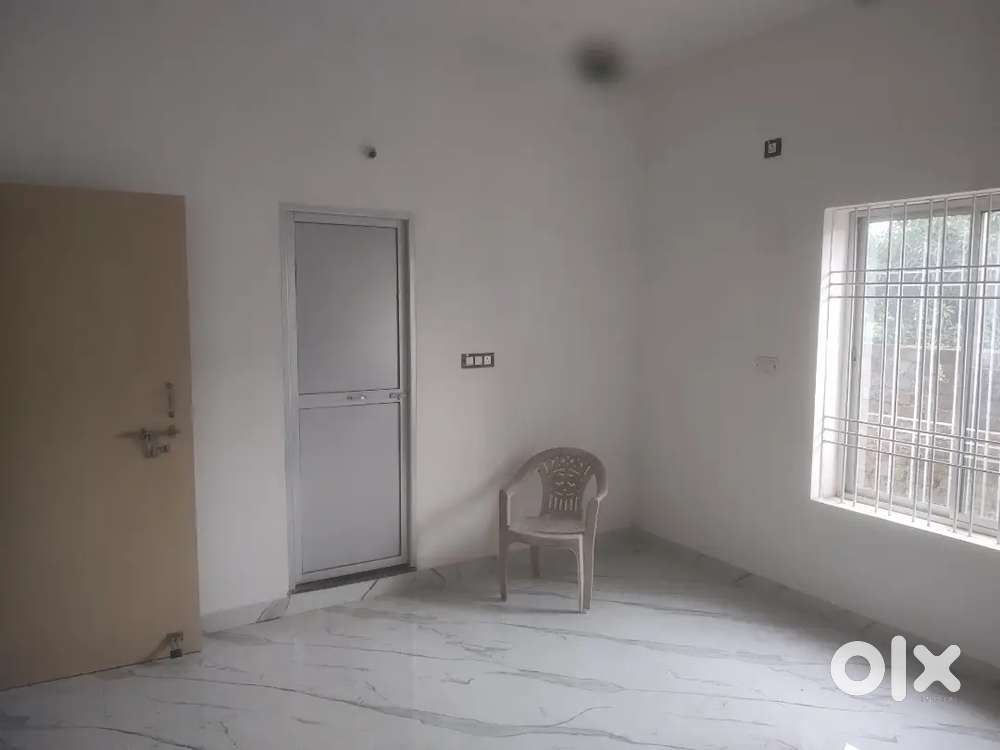 3bhk for rent near Old Purulia road no: 15