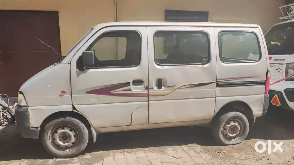 Maruti Suzuki Eeco 2012 cng petrol ac