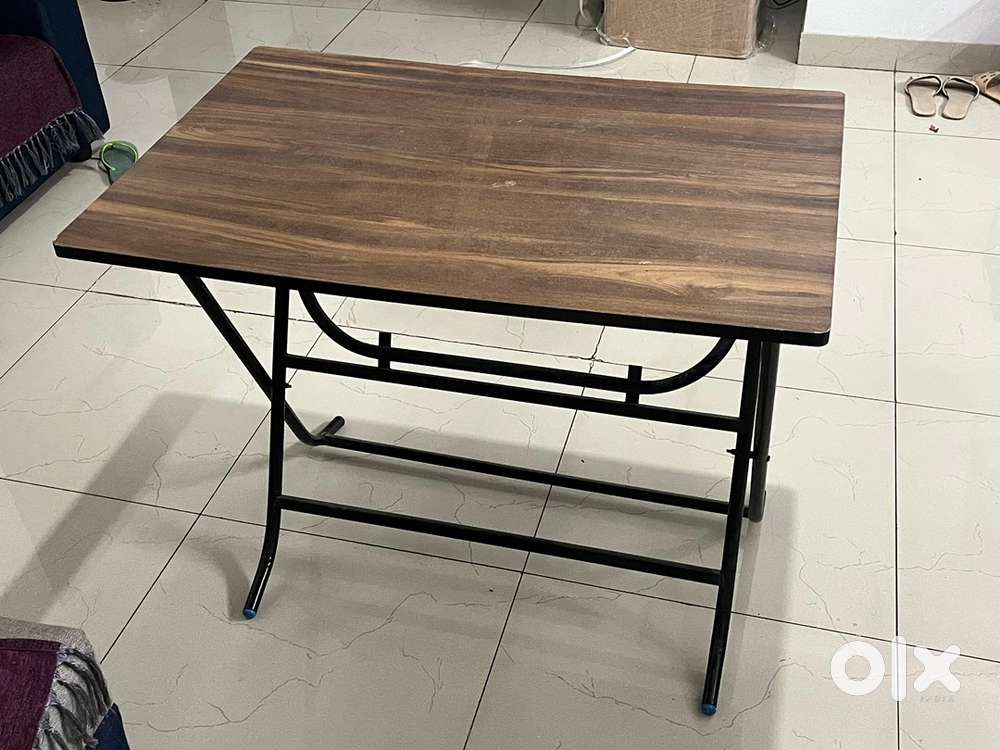 Wooden Study Table