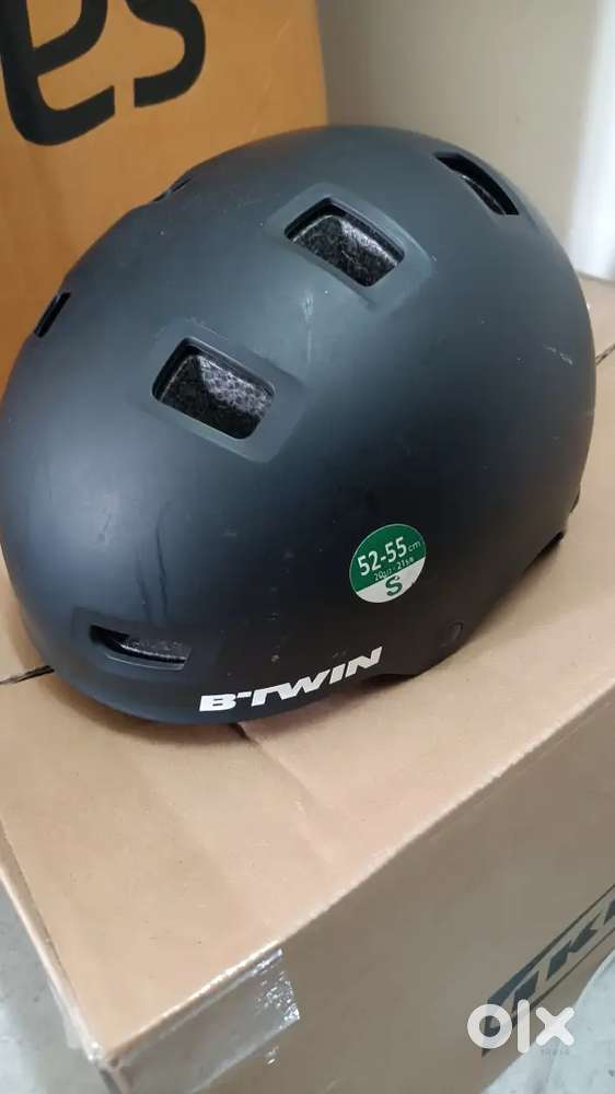 Bicycle helmet