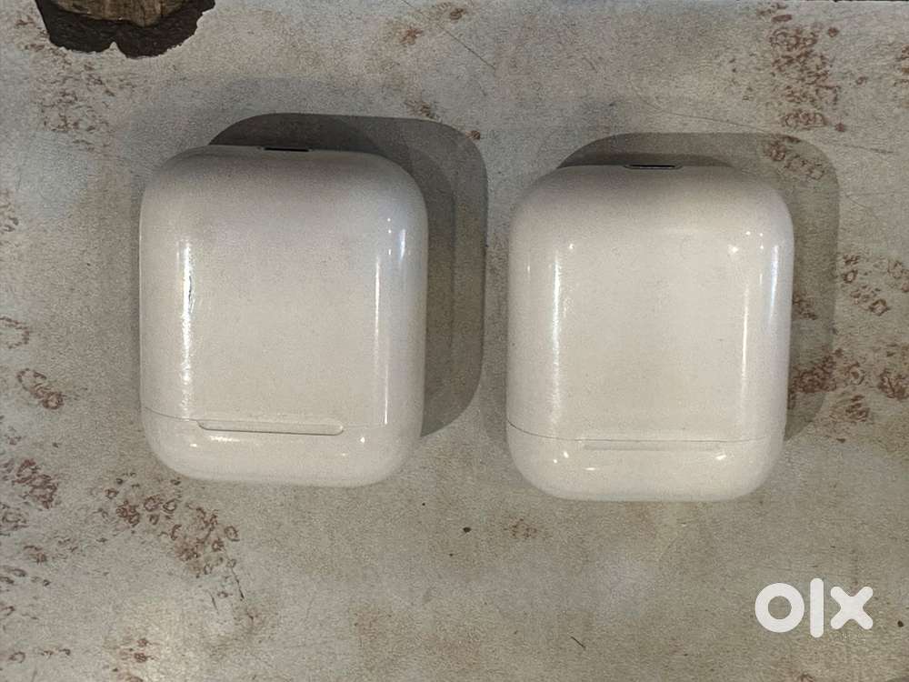 Apple AirPods 1&2 generation