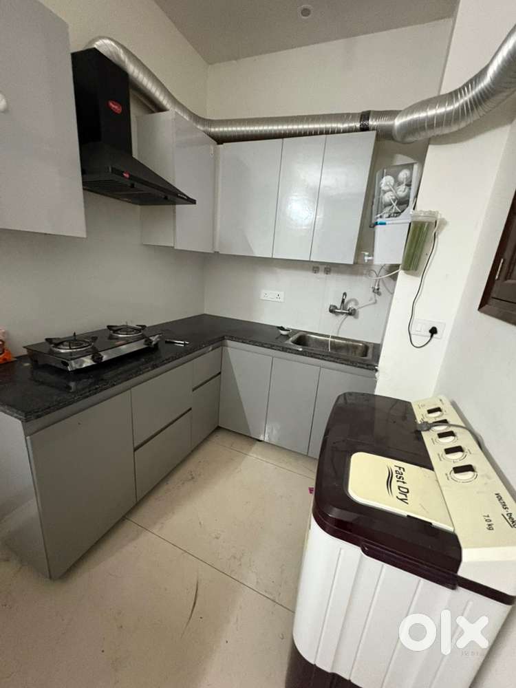 1 BHK Fully Furnished Owner Free Flat For Rent With Roof Rights