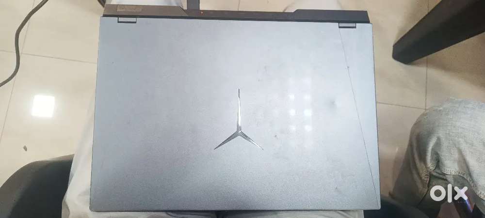 Lenovo Legion 5 pro pluged in charging showing but not getting start