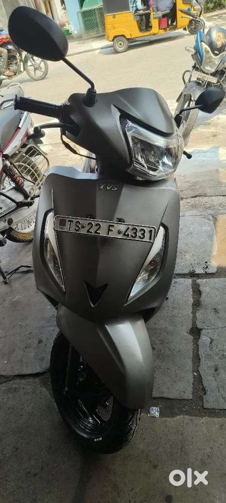 Good good condition new tyres new battery