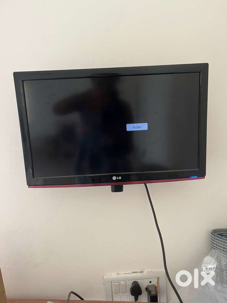 LG TV 22inch