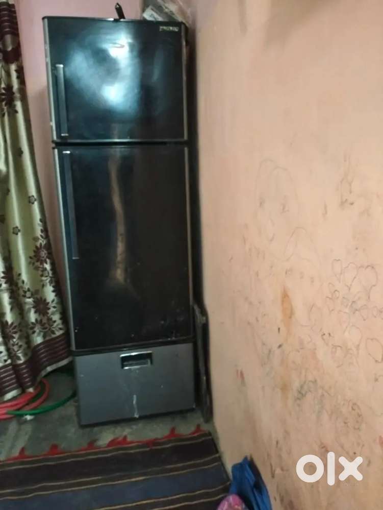 3door fridge whirlpool