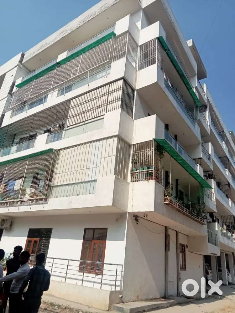 Near Park # 3 Bhk # Beautiful flat with lift # Sec 1 NoidaExt.
