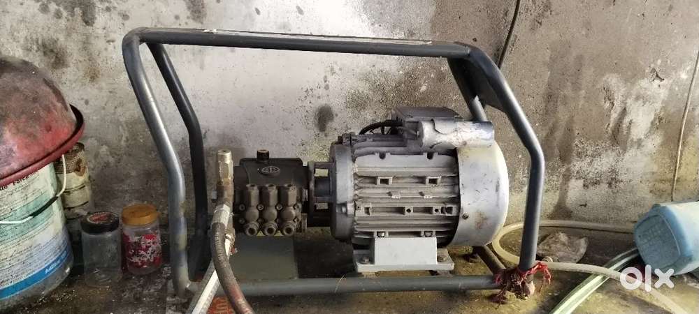car washing machine.