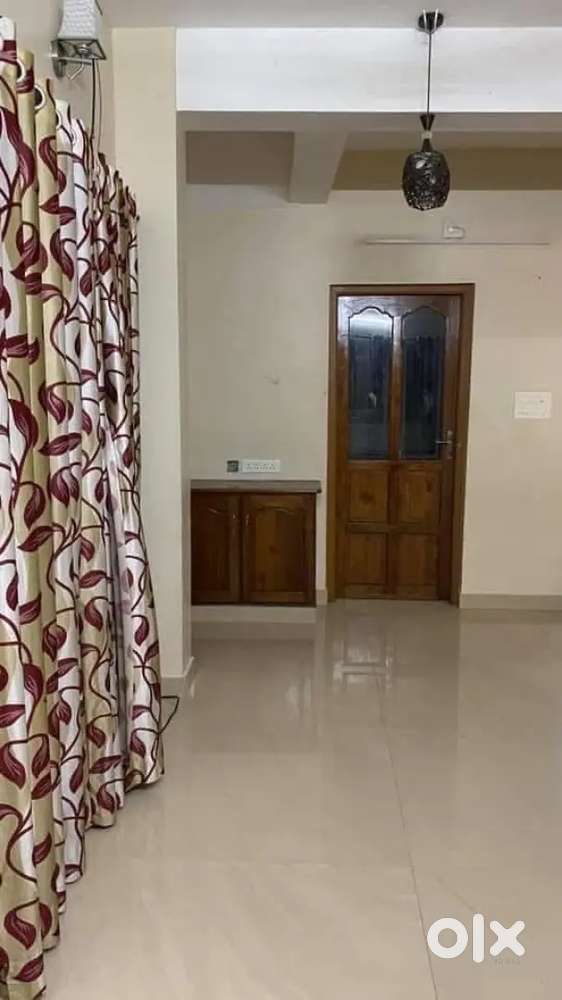 2Bhk ground floor for rent(Small family/Bachellor ladies)vellaymbalam