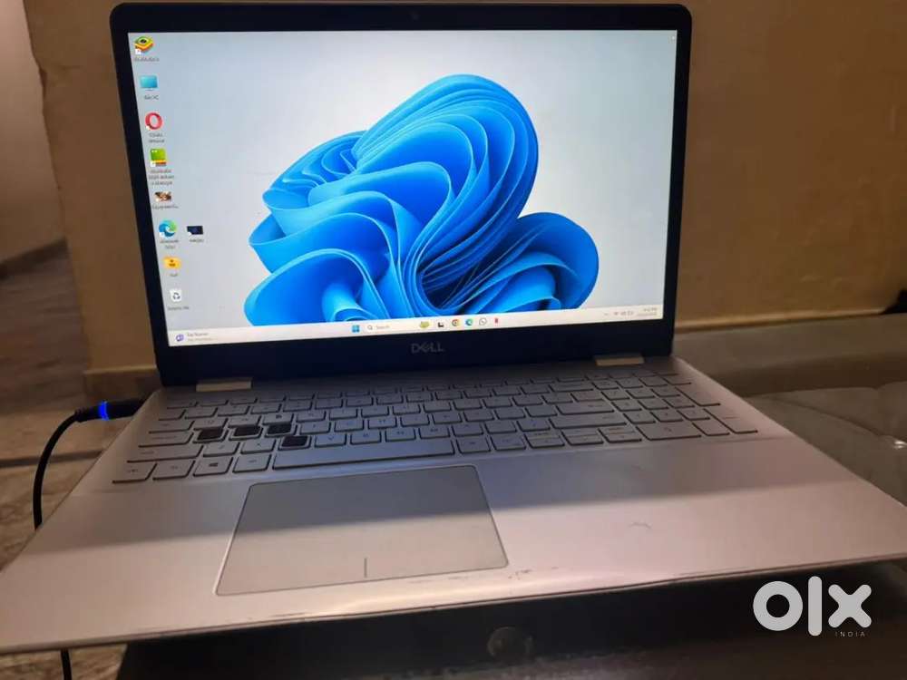 Dell Inspiron 5584 i7 8th gen