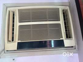 Hitachi 1.5 ton Window AC for sale