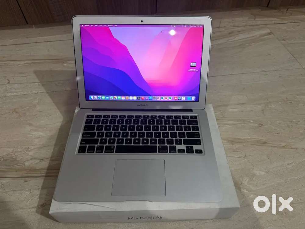13inch MacBook Air i5 processor laptop with New battery box etc