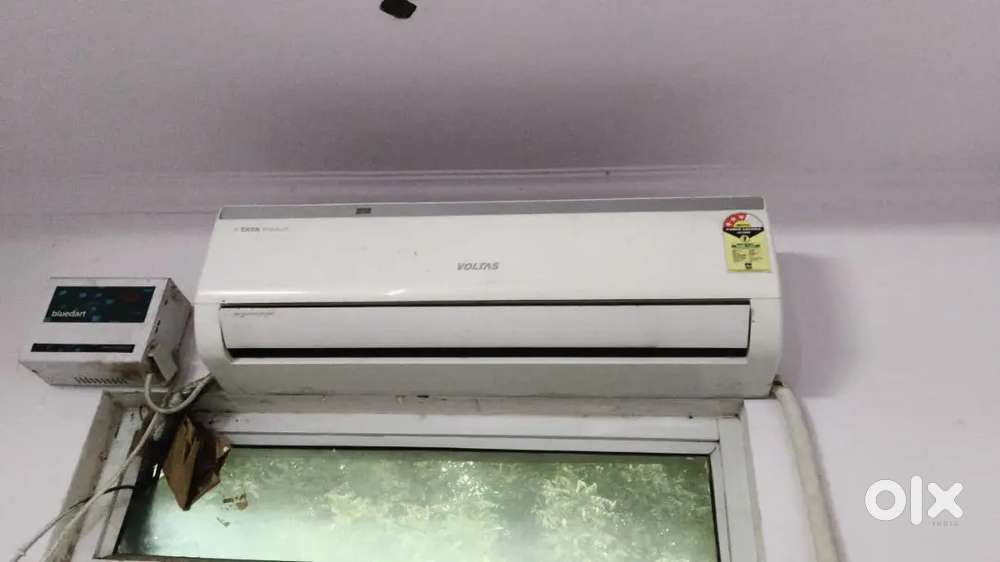 Voltas split Ac