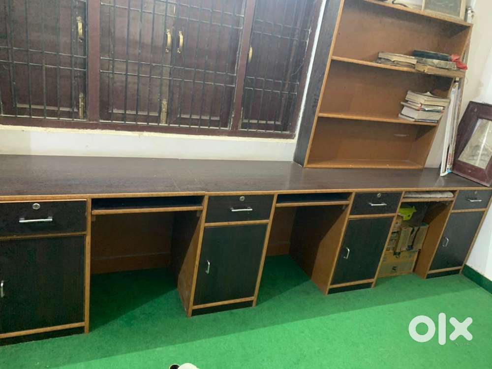 Office table with drawer - set of 5
