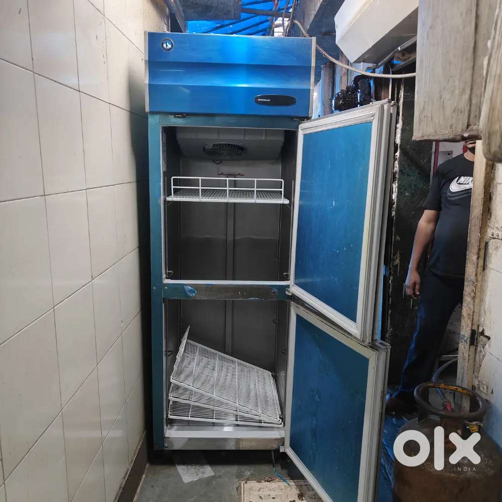 Double door refrigerator and deep freezer