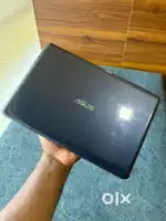 Asus dual core 12 inch small  Dual core  4 gb ram 256 Ssd  12 inch